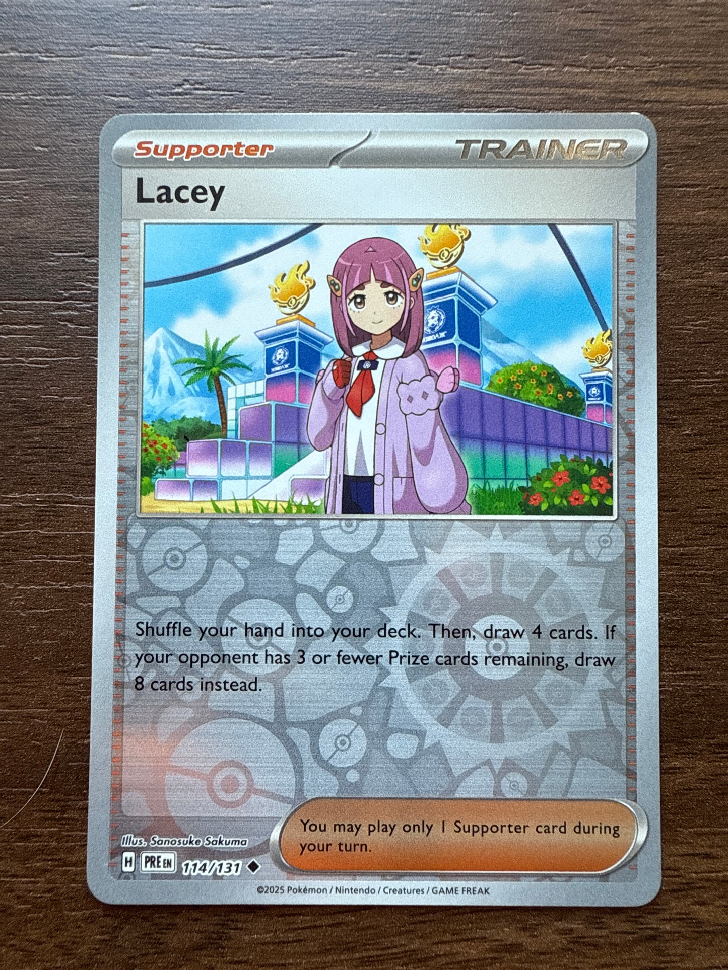 Lacey Rev Holo | Prismatic Evolutions | 114/131