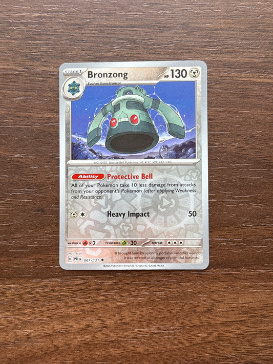 067/131 | Bronzong Rev Holo | Prismatic Evolutions