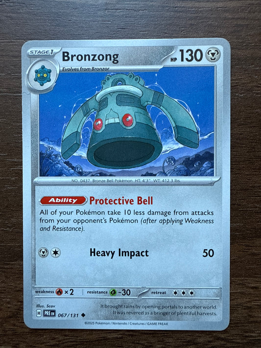 Bronzong Common | Prismatic Evolutions | 067/131